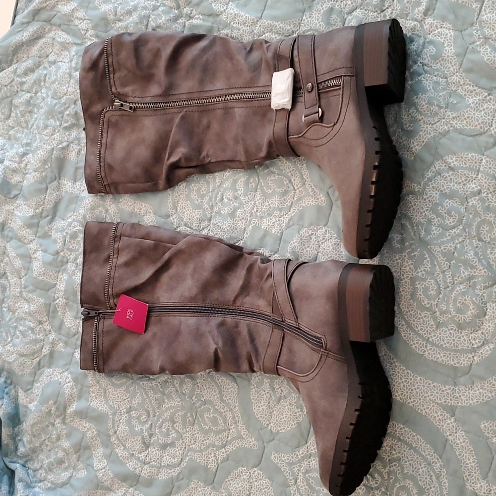 SO Stonecrop Women's Knee-High Riding Boots, size 7.5 wide calf